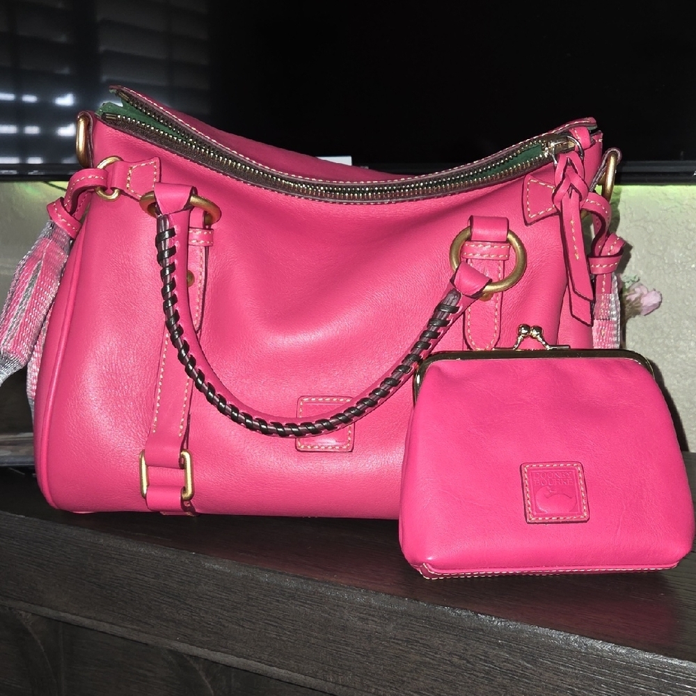 Dooney & Bourke Fushia Florentine Satchel with Kisslock Coin purse Gold Hardware - Picture 2 of 8